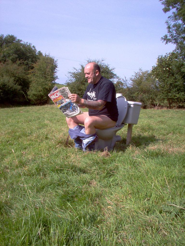 toilet 019.jpg